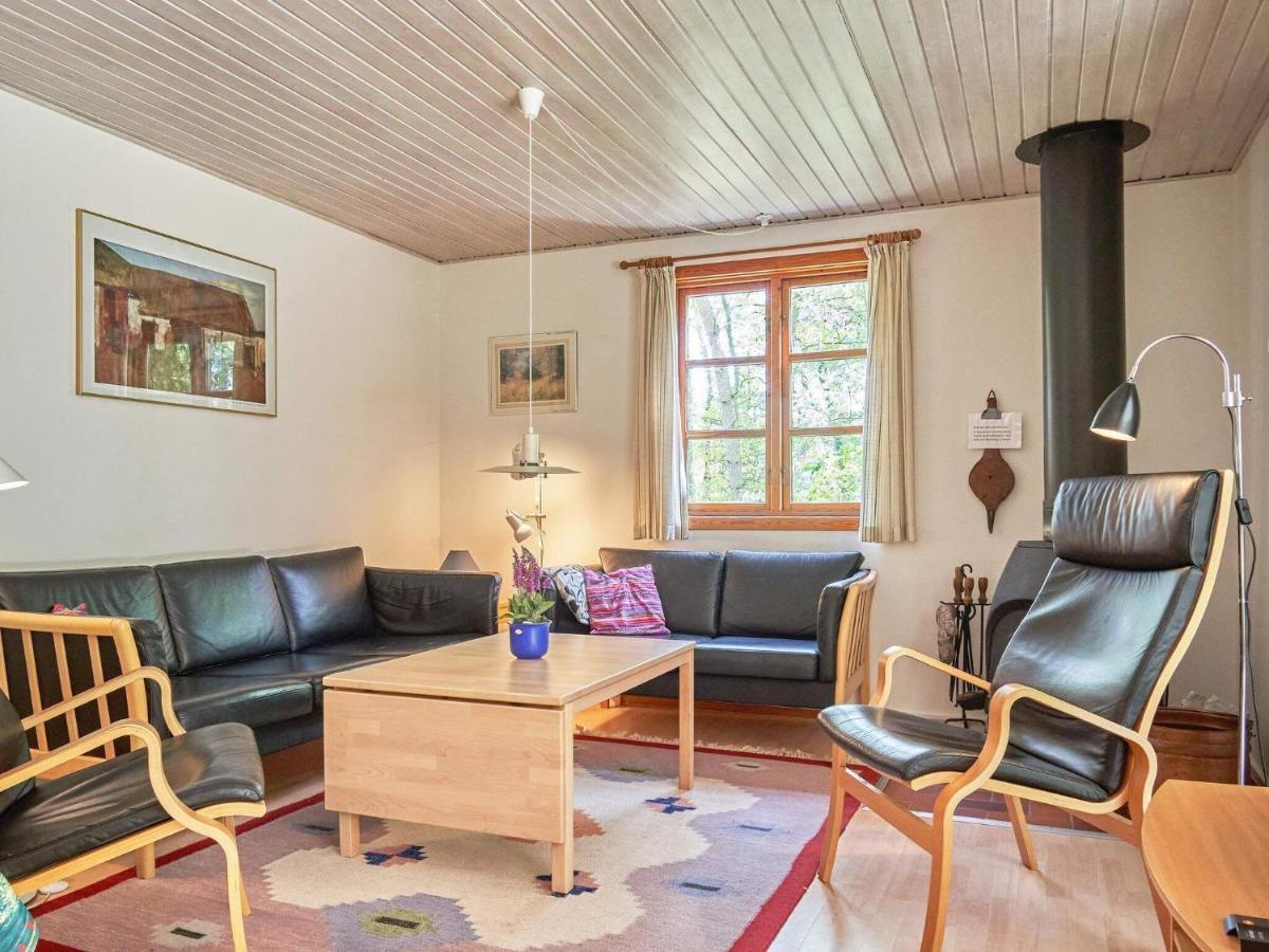 Three-Bedroom Holiday Home In Ronne 4 Rønne Exterior foto