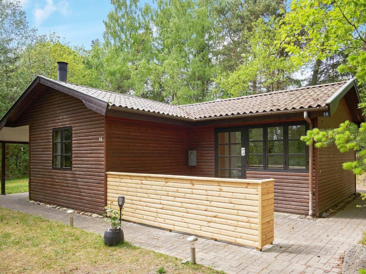 Three-Bedroom Holiday Home In Ronne 4 Rønne Exterior foto