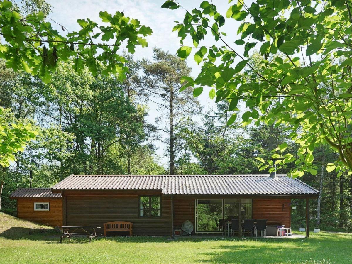 Three-Bedroom Holiday Home In Ronne 4 Rønne Exterior foto